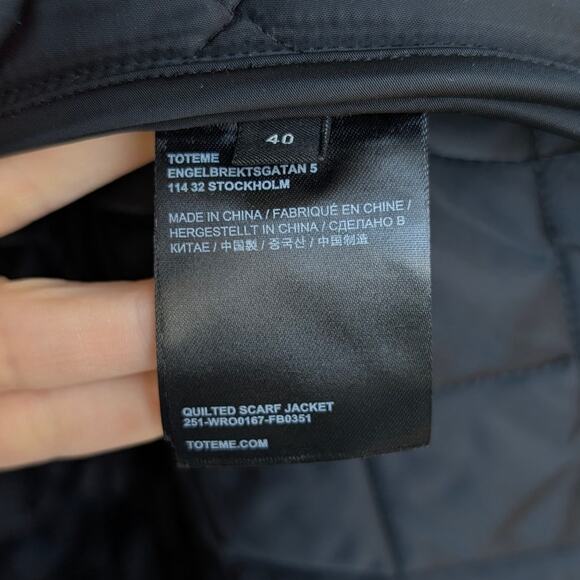 NWT TOTEME Black Scarf-detailed Quilted Recycled-shell Jacket, size IT 40/ US8 - Picture 8 of 9